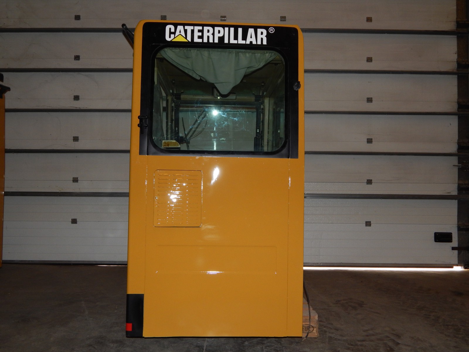 Cab  ROPS CATERPILLAR 365B