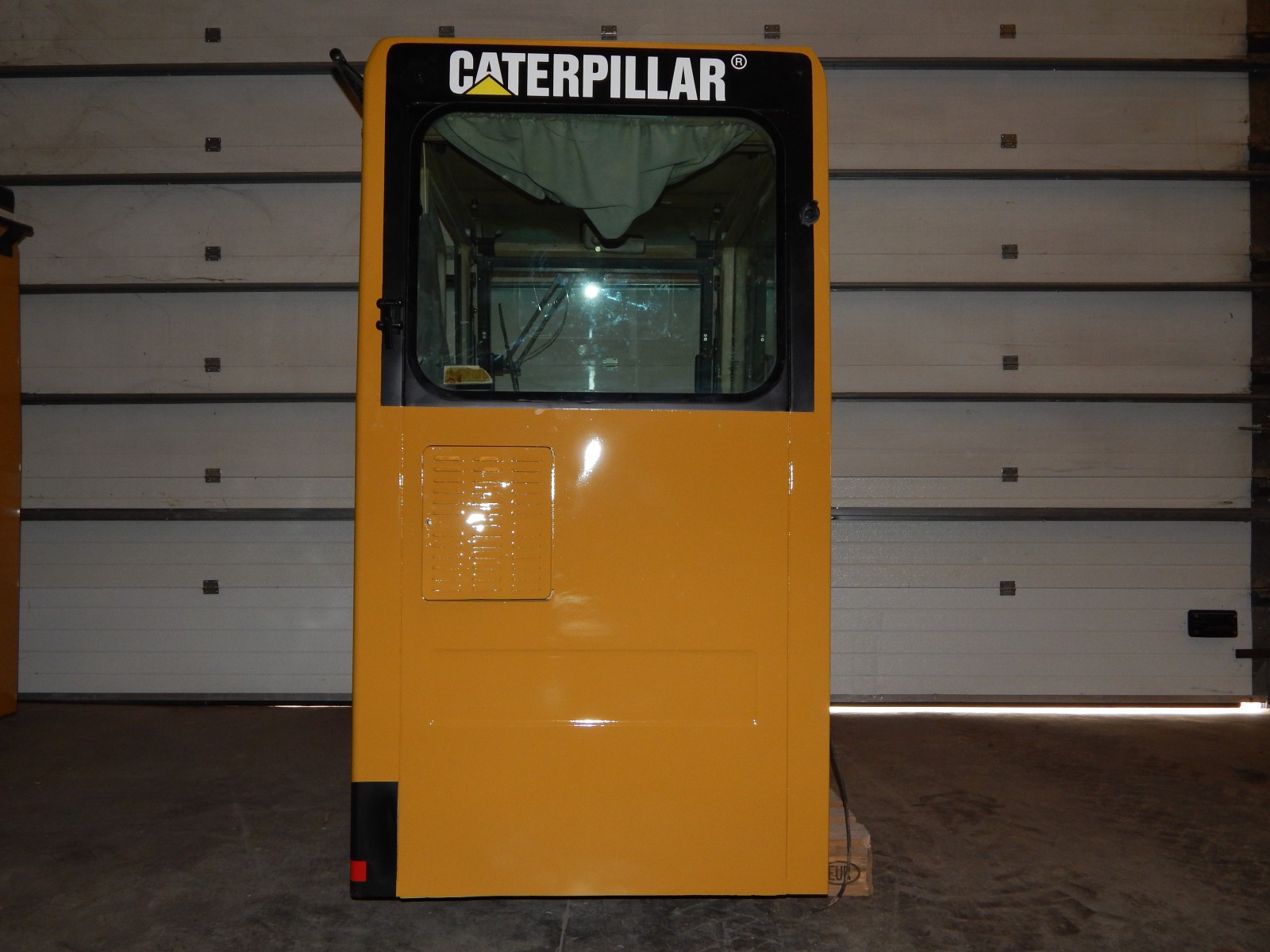 Cab  ROPS CATERPILLAR 365B