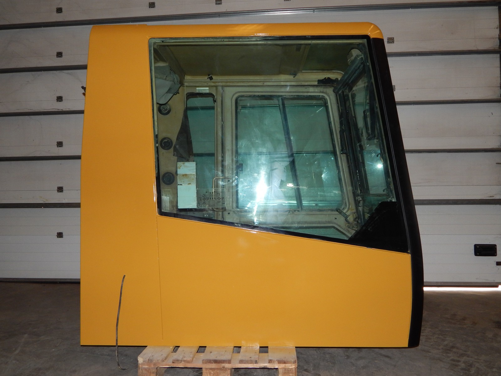 Cab  ROPS CATERPILLAR 365B