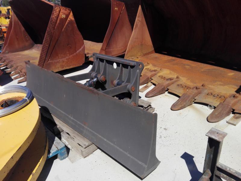 Blade  Other FIAT-HITACHI EX165W  EX215W
