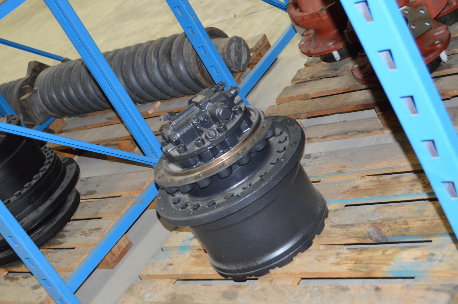 Final Drive HITACHI N/A 9250188