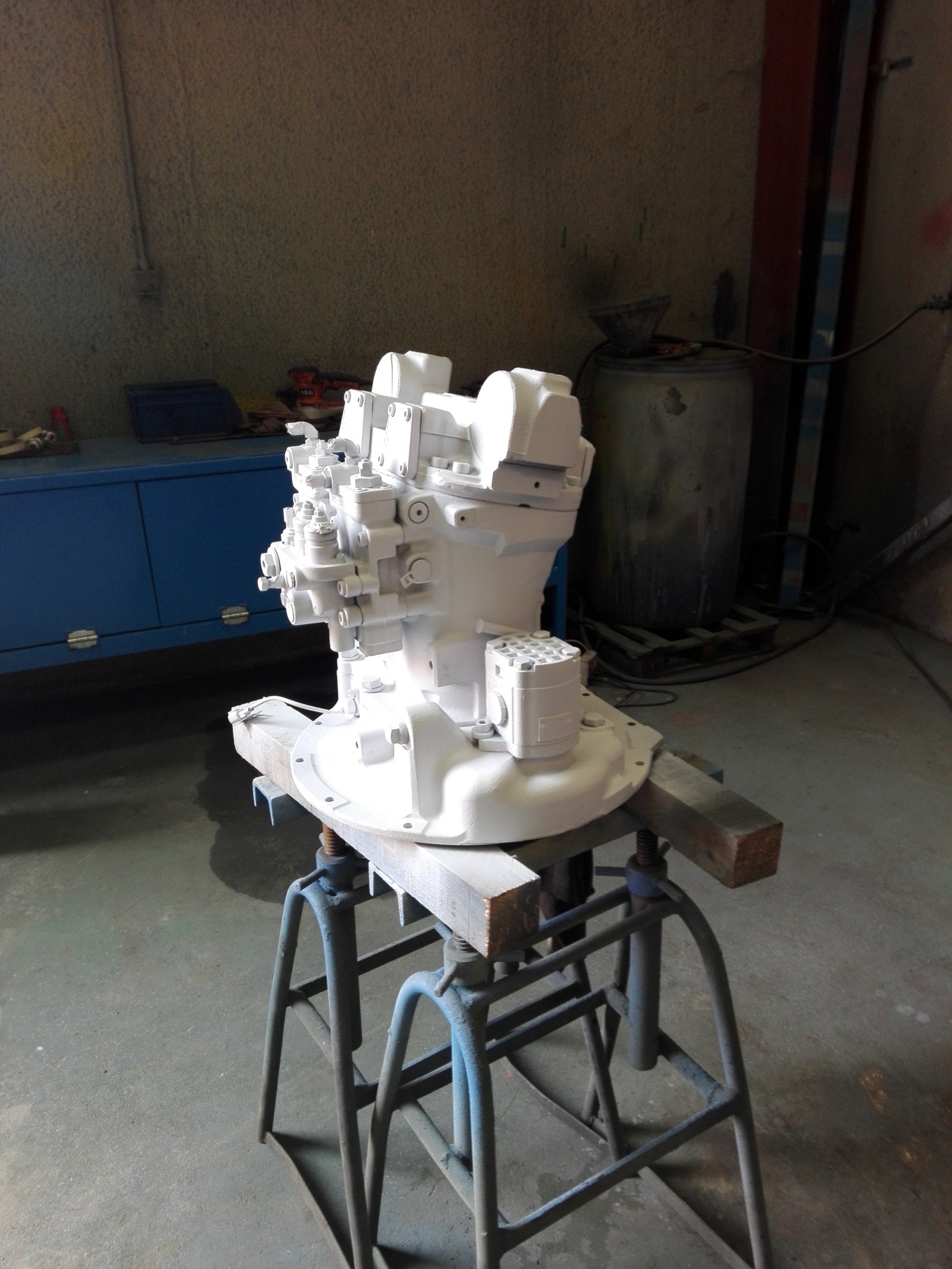 Hydraulic Pump HITACHI ZX210  9210213
