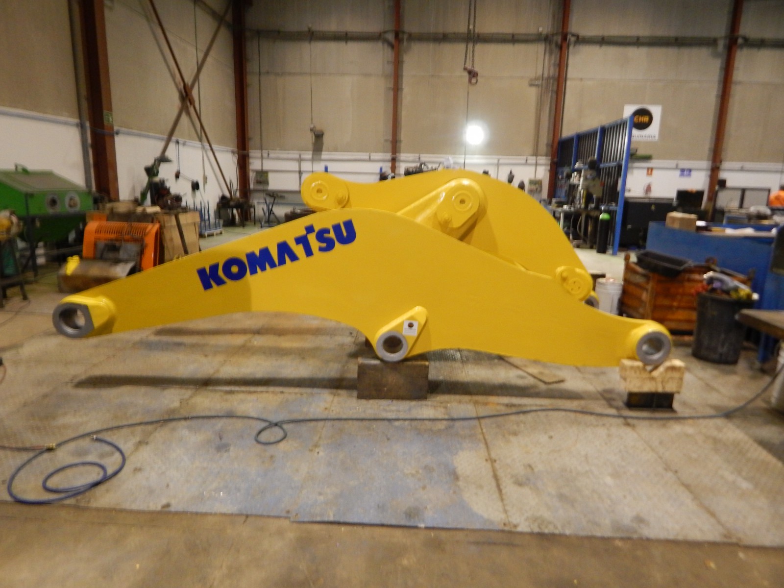 Booms KOMATSU WA600-6 426-858-3111