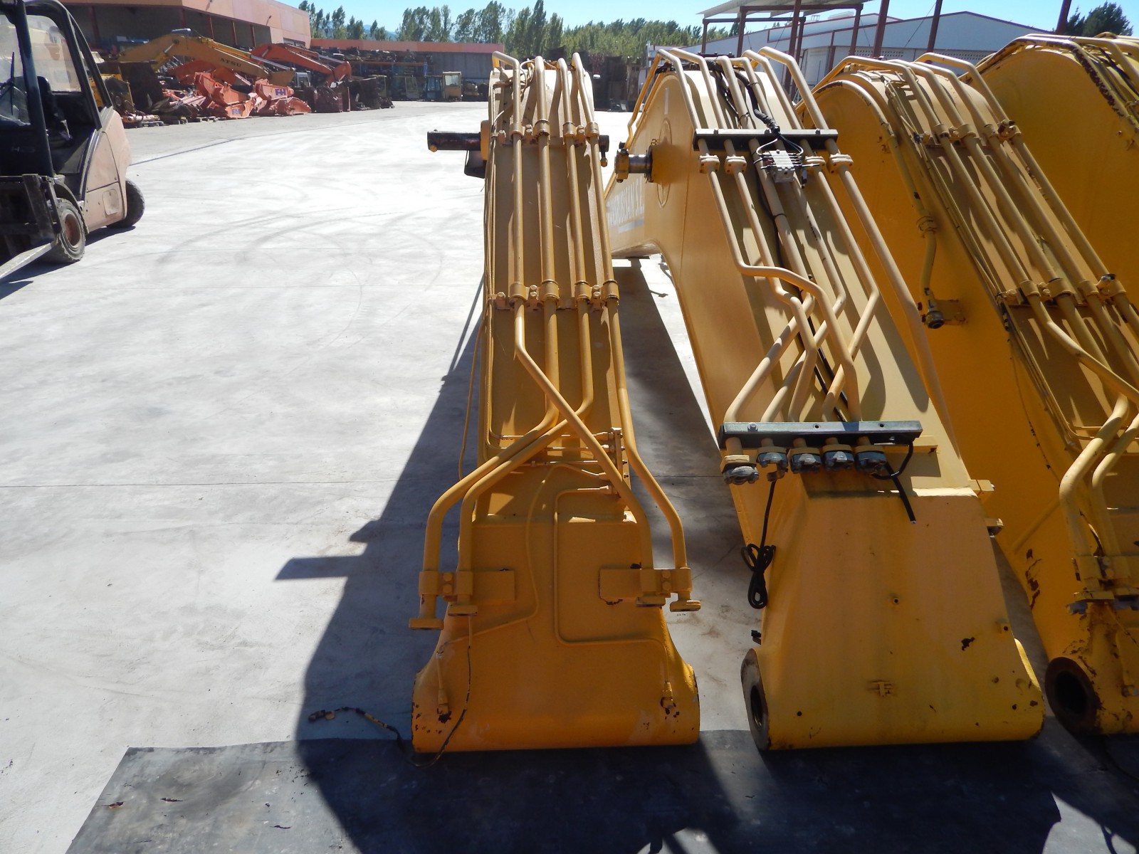 Arm KOMATSU PC210-6