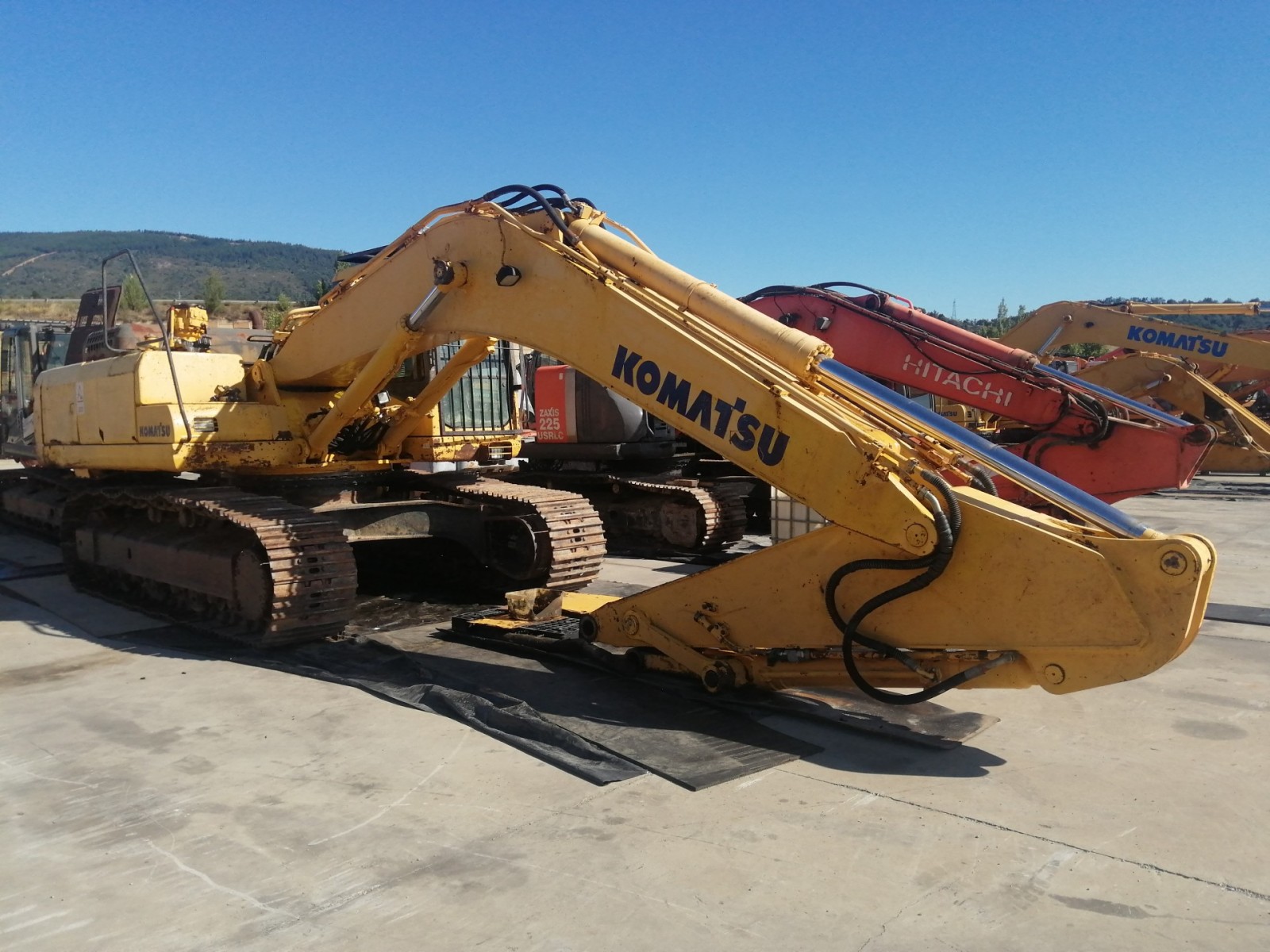 EXCAVADORA kOMATSU PC340NLC-7
